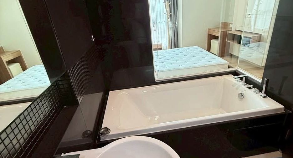 À louer 1 chambre condo à Sathon, Bangkok