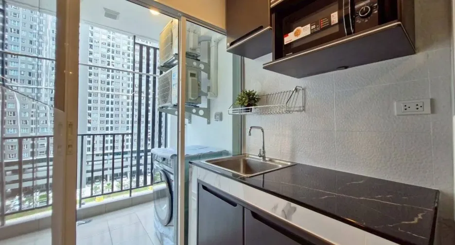 For rent studio condo in Bang Na, Bangkok