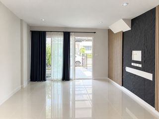 Casa en venta de 3 habitaciones en Thalang, Phuket