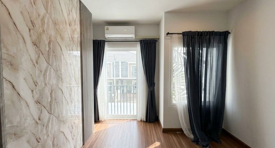 Casa en venta de 3 habitaciones en Thalang, Phuket