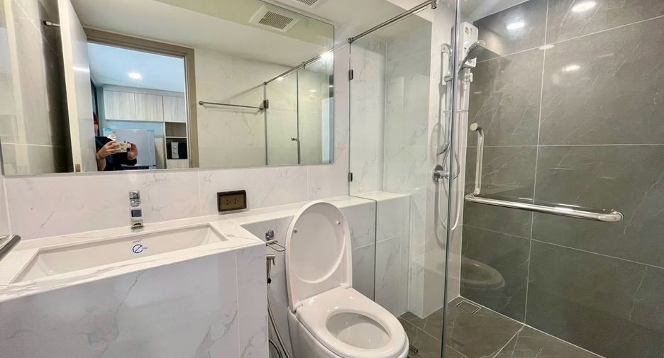 For rent 1 bed condo in Mueang Samut Prakan, Samut Prakan