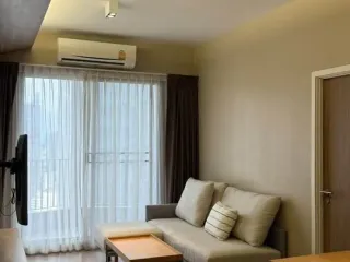 Wohnung zur Miete mit 2 Zimmer in Bang Rak, Bangkok
