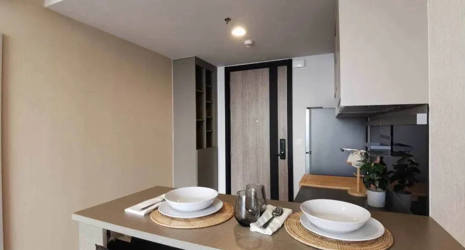 Condo en alquiler de 1 habitaciones en Khlong Toei, Bangkok