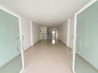 Casa adosada en venta de 3 habitaciones en Mueang Phuket, Phuket