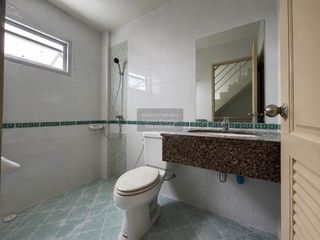 Casa adosada en venta de 3 habitaciones en Mueang Phuket, Phuket