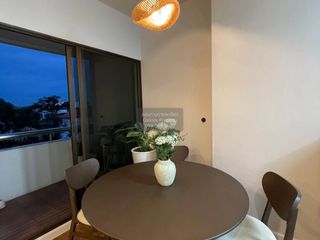 Condo en venta de 2 habitaciones en Bang Na, Bangkok