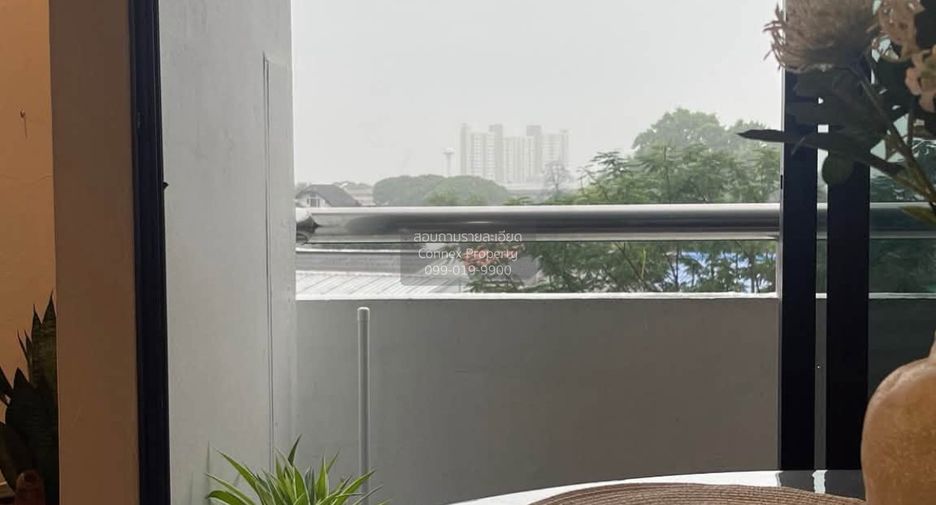 Condo en venta de 2 habitaciones en Bang Na, Bangkok