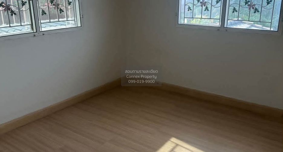 Casa adosada en venta de 3 habitaciones en Bang Yai, Nonthaburi