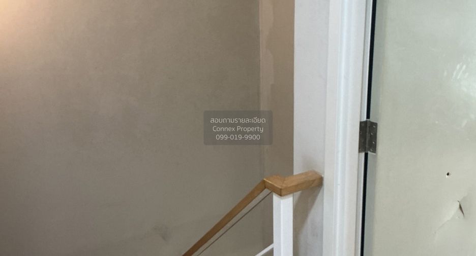 Casa adosada en venta de 3 habitaciones en Bang Yai, Nonthaburi
