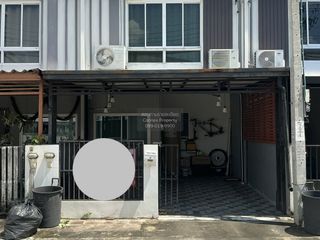 Casa adosada en venta de 3 habitaciones en Bang Yai, Nonthaburi