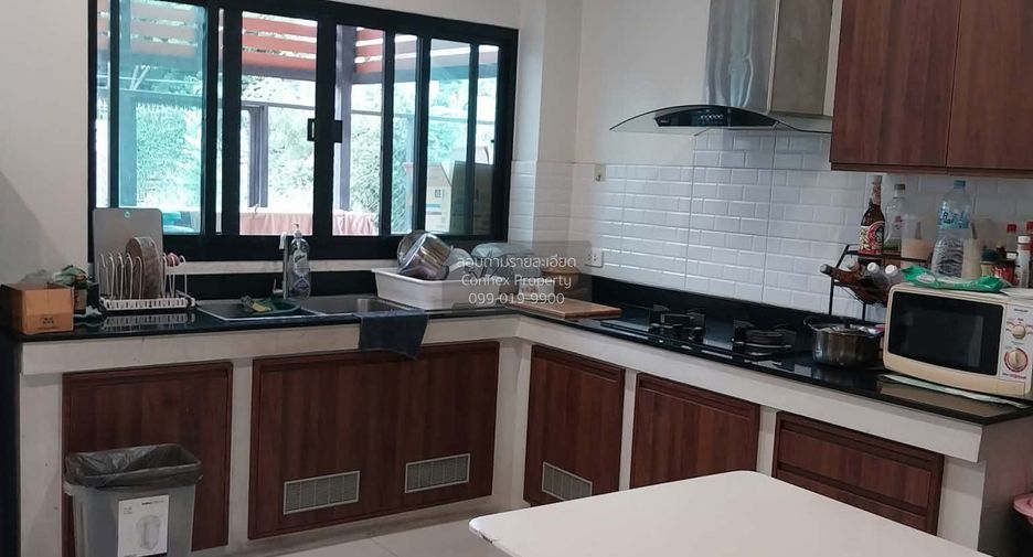 Продажа 3 спальни дом в Sai Noi, Нонтабури
