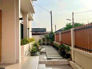 Продажа 3 спальни дом в Sai Noi, Нонтабури