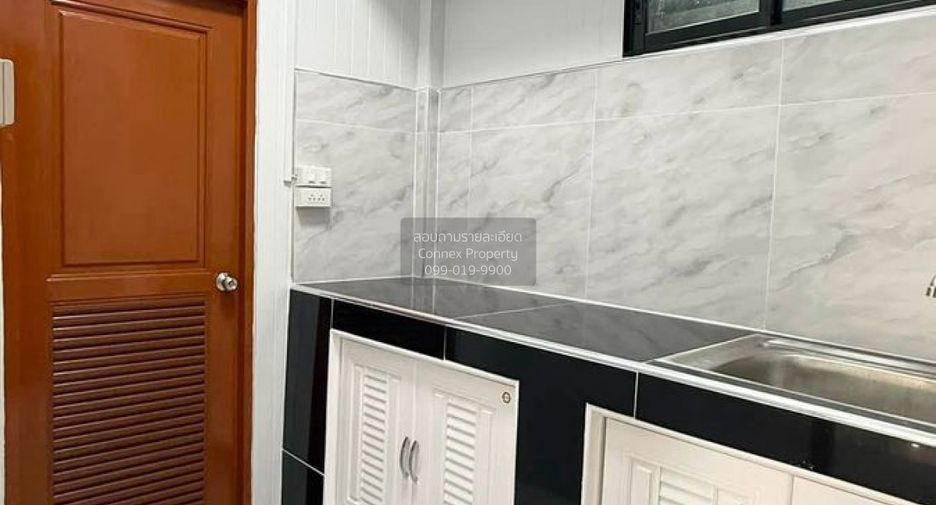 For sale 4 bedrooms townhouse in Bang Kruai, Nonthaburi