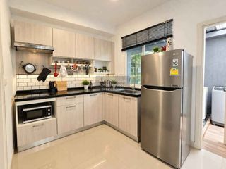 Casa adosada en venta de 3 habitaciones en Mueang Phuket, Phuket