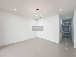 Casa adosada en venta de 3 habitaciones en Mueang Phuket, Phuket