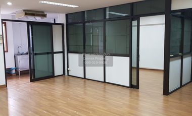 Wohnung zum Kauf mit 1 Zimmer in Phaya Thai, Bangkok