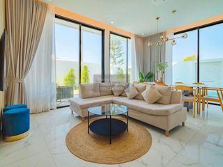 Villa zum Kauf mit 4 Zimmer in Thalang, Phuket