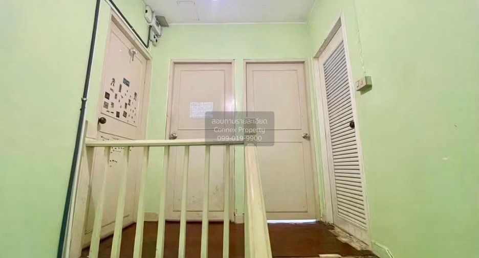 Casa adosada en venta de 3 habitaciones en Bang Yai, Nonthaburi