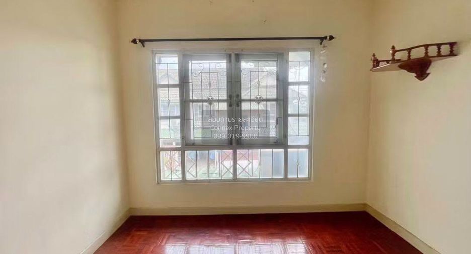 Casa adosada en venta de 3 habitaciones en Bang Yai, Nonthaburi