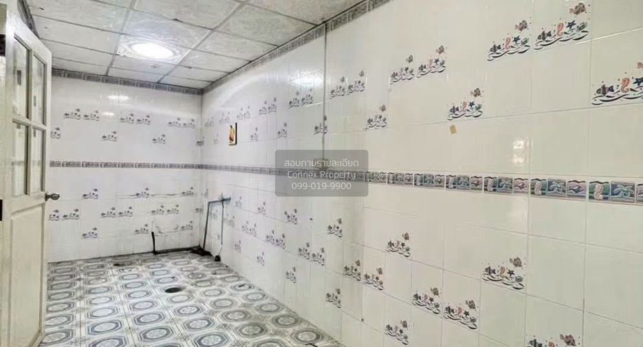 Casa adosada en venta de 3 habitaciones en Bang Yai, Nonthaburi