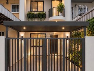 For sale 3 bedrooms townhouse in Chatuchak, Bangkok