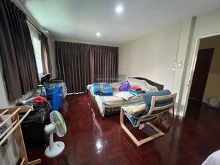 Casa en venta de 4 habitaciones en Prawet, Bangkok