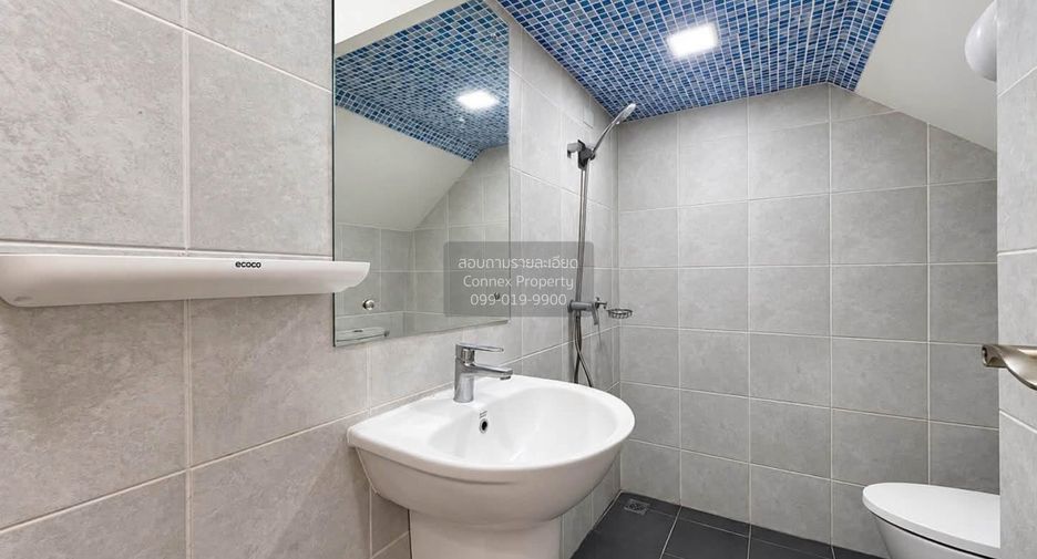 For sale 4 bedrooms townhouse in Mueang Phuket, Phuket