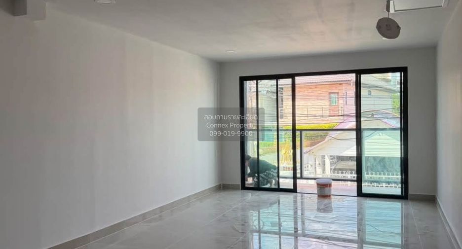 Casa adosada en venta de 2 habitaciones en Mueang Nonthaburi, Nonthaburi