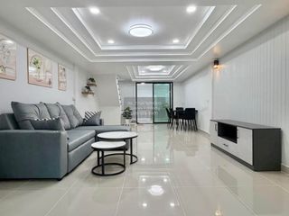 For sale 2 bedrooms townhouse in Mueang Nonthaburi, Nonthaburi