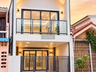 For sale 2 bedrooms townhouse in Mueang Nonthaburi, Nonthaburi