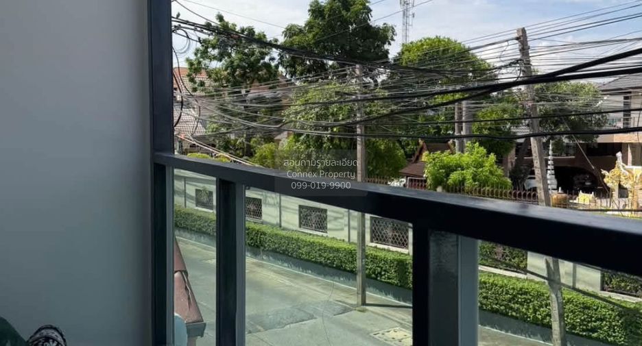 Casa adosada en venta de 2 habitaciones en Mueang Nonthaburi, Nonthaburi