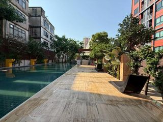 出售 1 卧室 公寓 在 Bang Kapi, 曼谷