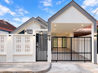 For sale 2 bedrooms house in Mueang Phuket, Phuket