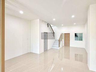 À vendre 2 chambres maison de ville à Thalang, Phuket