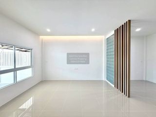 À vendre 2 chambres maison de ville à Thalang, Phuket