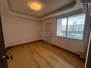 For sale 2 bedrooms condo in Bang Phlat, Bangkok