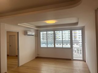 For sale 2 bedrooms condo in Bang Phlat, Bangkok