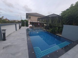 出售 4 卧室 独立屋 在 Thung Khru, 曼谷