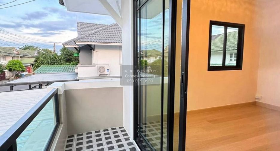 Casa adosada en venta de 4 habitaciones en Bang Bua Thong, Nonthaburi