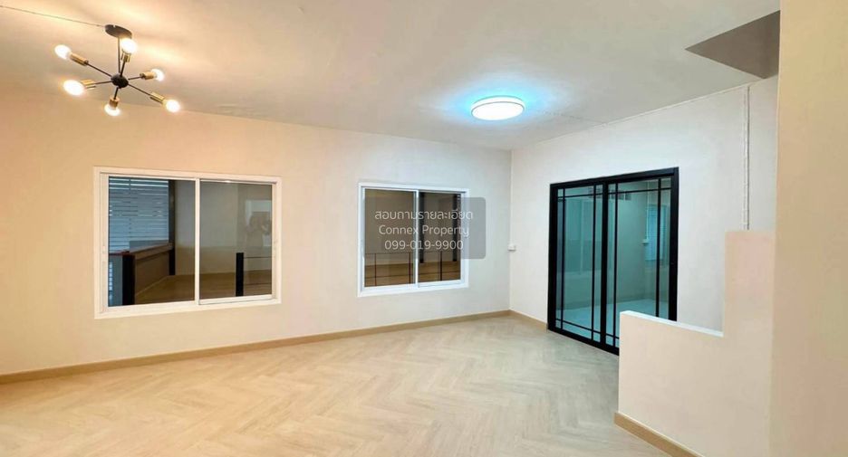 Casa adosada en venta de 4 habitaciones en Bang Bua Thong, Nonthaburi