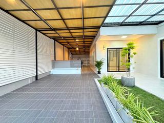 Casa adosada en venta de 4 habitaciones en Bang Bua Thong, Nonthaburi