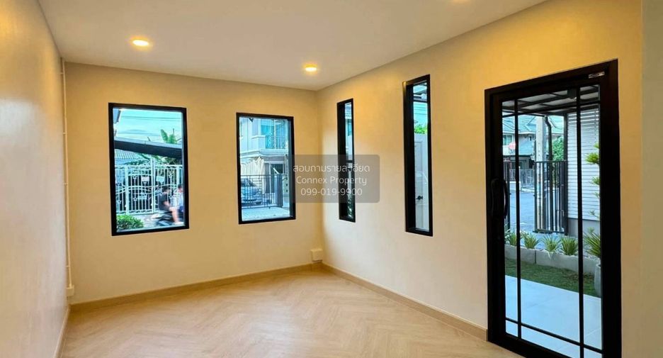 Casa adosada en venta de 4 habitaciones en Bang Bua Thong, Nonthaburi
