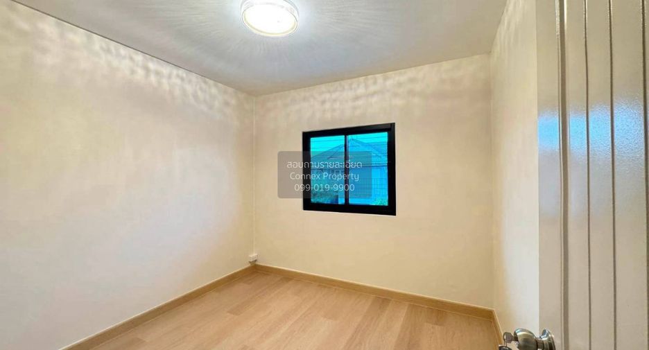Casa adosada en venta de 4 habitaciones en Bang Bua Thong, Nonthaburi