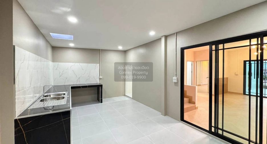Casa adosada en venta de 4 habitaciones en Bang Bua Thong, Nonthaburi