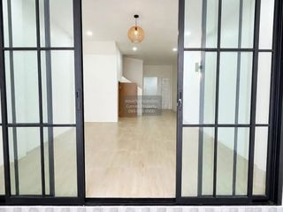 Casa adosada en venta de 2 habitaciones en Mueang Phuket, Phuket