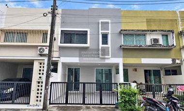 Casa adosada en venta de 2 habitaciones en Mueang Phuket, Phuket