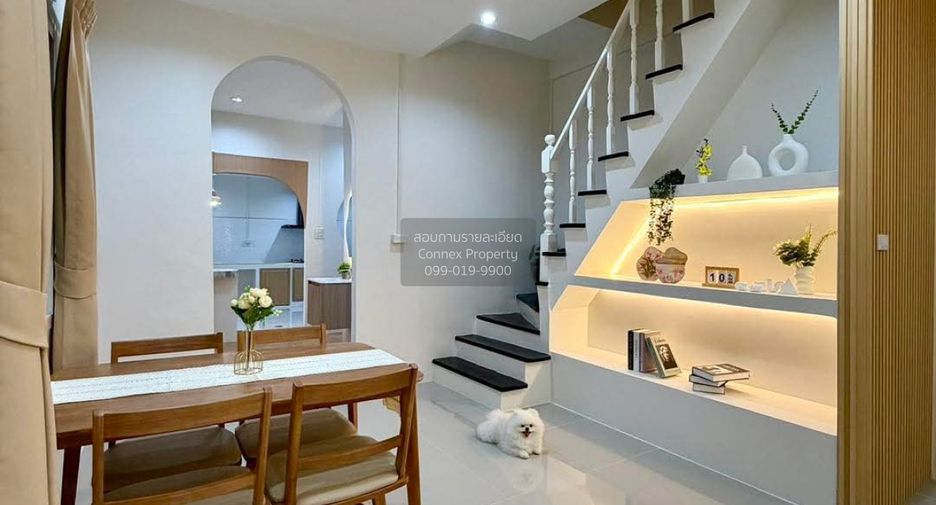 Casa adosada en venta de 3 habitaciones en Nong Khaem, Bangkok