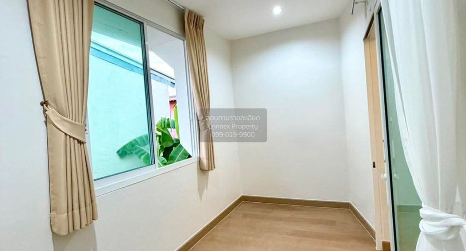 Casa adosada en venta de 3 habitaciones en Nong Khaem, Bangkok