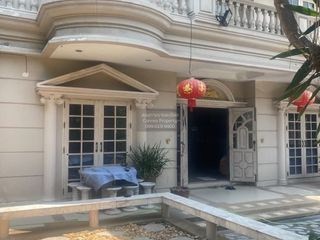 For sale 4 bedrooms house in Chom Thong, Bangkok
