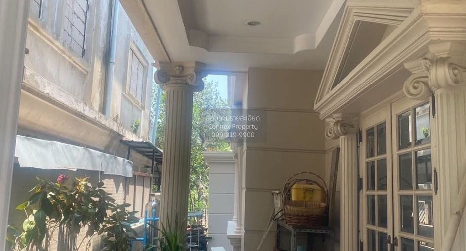 For sale 4 bedrooms house in Chom Thong, Bangkok